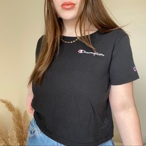 Cropped Champion Tee